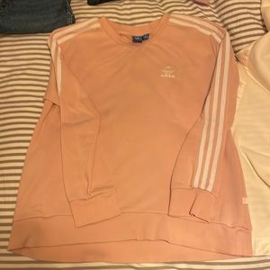Oversized dusty pink adidas sweatshirt crew neck